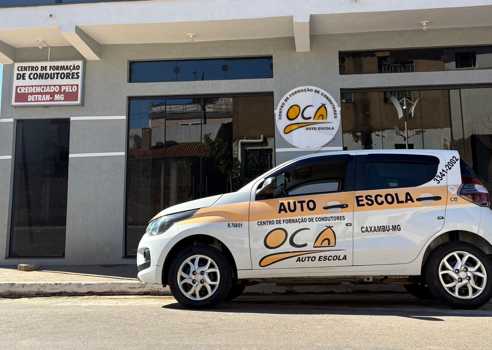 Fachada CENTRO DE FORMAÇÃO DE CONDUTORES OCA SERITINGA